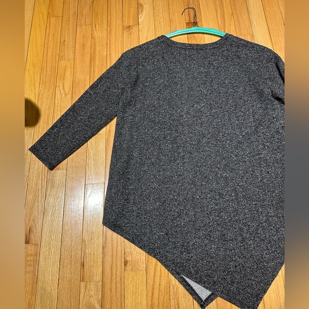 Soft Joie Dark Grey Triangle Sweater Size Medium - image 5